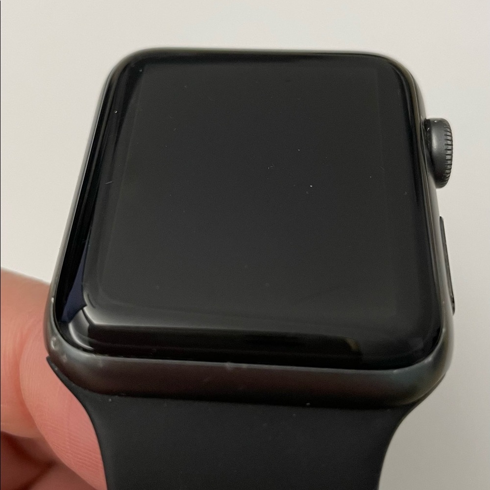 Apple Watch Series 3 42mm Aluminum GPS - Picture 5 of 7
